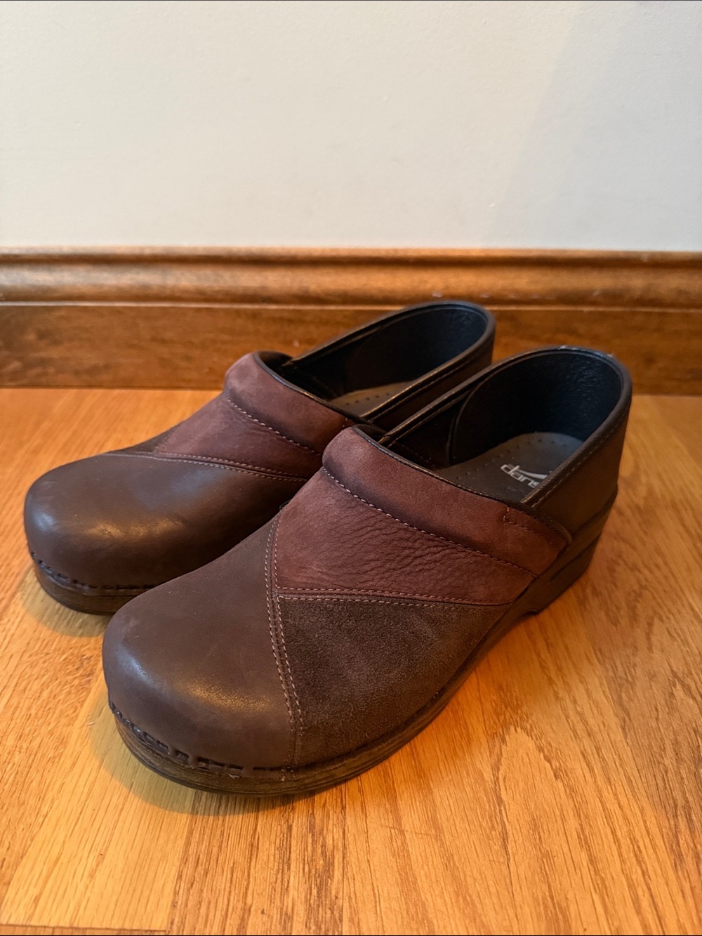 Dansko Leather Suede Geometric Patchwork Professional Clogs EU 40 US 9.5-10 - Picture 5 of 11